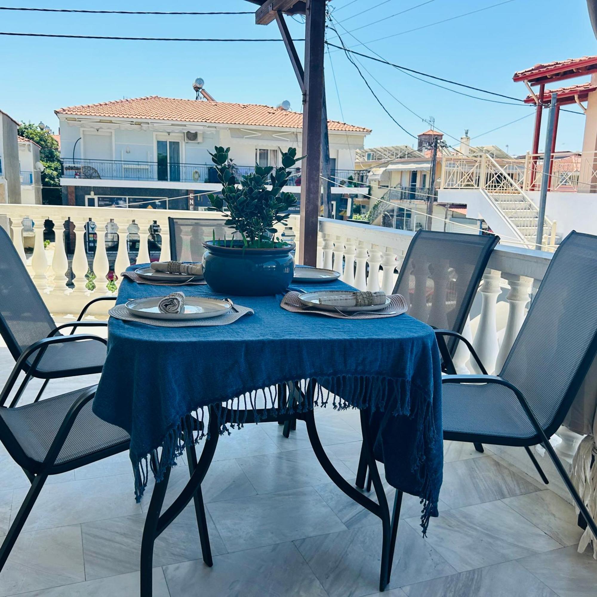 Ofrínion Next To The Beach Apartments מראה חיצוני תמונה
