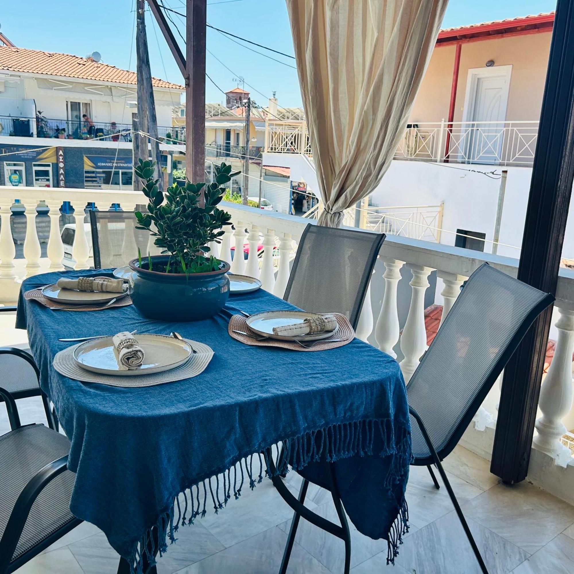 Ofrínion Next To The Beach Apartments מראה חיצוני תמונה