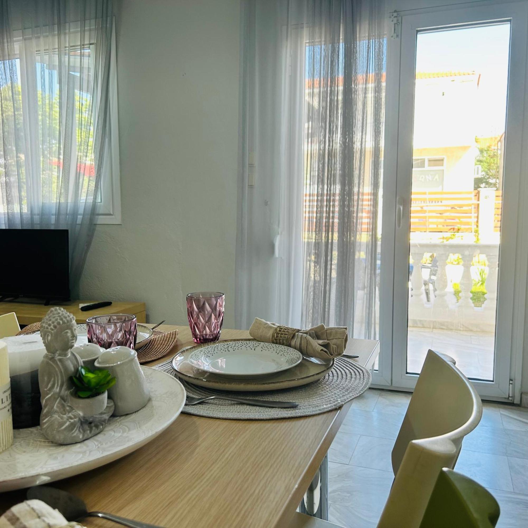 Ofrínion Next To The Beach Apartments מראה חיצוני תמונה